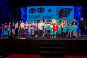 Finałowy pokaz drugiego zespołu, biorącego udział w projekcie edukacyjnym „Ludwiś w eduAKCJI